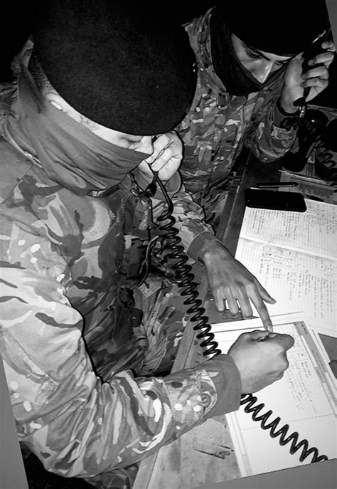 Tengku hassanal adalah sepupu kepada tengku mahkota johor, tunku ismail sultan ibrahim putera diraja ini memulakan pendidikannya di sekolah rendah sherburne, united kingdom pada 2002 hingga 2007 sebelum melanjutkan pengajian ke sekolah menengah st thomas pada 2008 hingga 2012 dan university of nottingham. TENGKU MAHKOTA PAHANG DI LATIHAN KETENTERAAN | PORTAL PAHANGKU