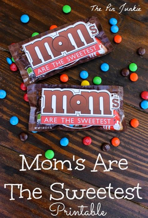 Visit jdaniel4's mom for this free prinable mother's day card. Cute DIY Mother's Day Cards