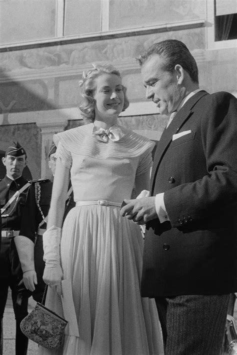 The wedding of hollywood actress grace kelly and prince rainier of monaco took place on april 19, 1956, in monaco. 10 Things You Didn't Know About Grace Kelly's Wedding ...