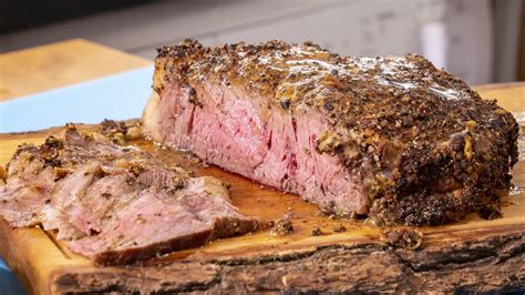 День сильных, смелых и галантных. Слюневыделительный Кусок Мяса для Настоящих Мужчин ...