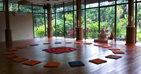 If hot, bikram yoga is what you're after, be yoga is your place. The Top 5 Most Dreamy Yoga Studios in Bali | YogiApproved