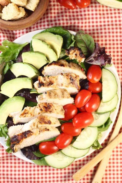 Now reading50 grilled chicken recipes worth firing up the coals for. Simple Grilled Chicken Salad - Miss in the Kitchen