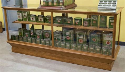There's probably a cabinet design that you've always thought about for your grand rapids kitchen and we're here to show you how easy and affordable it. Original Grand Rapids Display Case Filled with RARE Texaco ...
