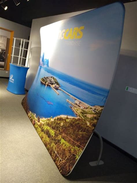 10ft U-Shape/Vertical Curved Tension Fabric Tube Display | Fabric display, Display, Retail display