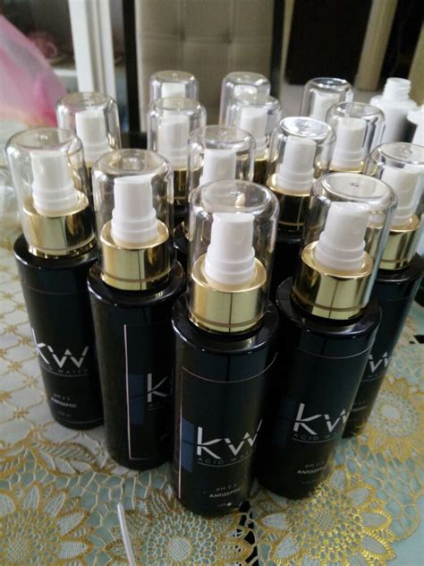 Terdiri dari strong acidic water dan beauty water. Air Kangen (Kangen Water): 19 Kebaikan dan Manfaat Beauty ...