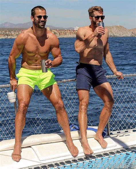 Yacht Life From See Jessie James Decker And Eric Deckers Sizzling Cabo Getaway Eric Decker