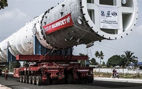 Heavy Components Delivery For Refinery Mammoet News