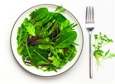 5 Best Leafy Greens You Should Be Eating Every Day Say Dietitians