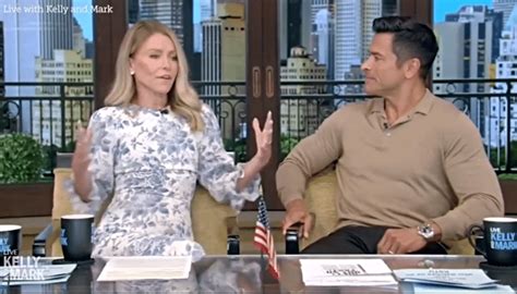Live Kelly Ripa Shocks Mark With Her On Air Tmi Breaking News In