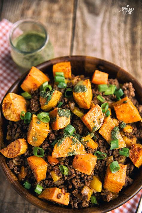 The whole combo is super nourishing and so flavorful. Sweet Potato And Ground Beef Bowl | Paleo Leap