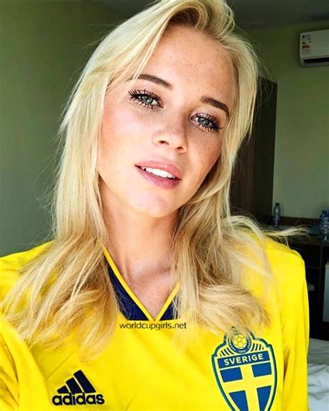 Fotos De Fans Femeninas Calientes En La Copa Mundial De La Fifa Datakosine