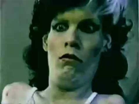 En el 2007 un video supuestamente maldito llamado obedece a la morsa, se volvió viral. Infinitas Palabras Misteriosas: Johnnie Baima o Godness ...