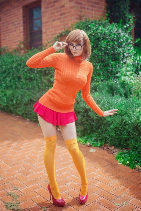 Velma Cosplay By Kayla Erin 9gag