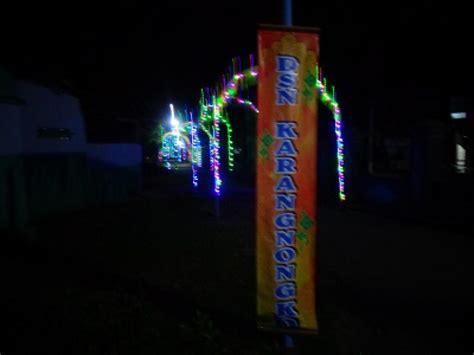 Semoga kemenangan ini menjadi hakiki. Suasana Malam di Desa Kamulan Menyambut Hari Raya IDUL ...