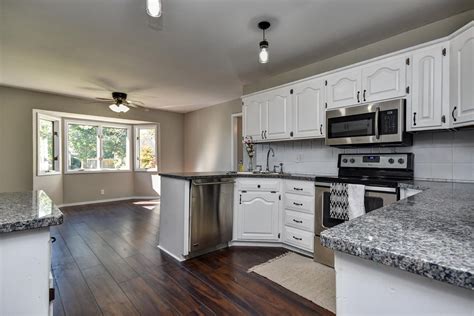 Brings stability and purpose to people who are. 3111 West Tracy Court Springfield MO 65807 | Granite ...