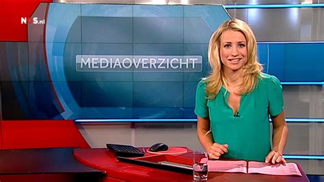 Met het laatste nieuws, gebeurtenissen van nationaal en internationaal belang en de weersverwachting. Dionne Stax: NOS Journaal nieuwslezeres Dionne Stax ...