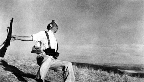Gerda taro was born in germany, robert capa in hungary. Robert Capa y Gerda Taro juntos en Madrid | Fotografo ...