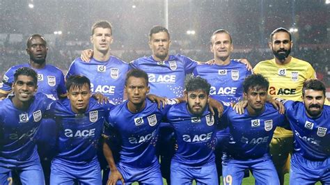 Na equipe mumbai city fc 27 jogadores. ISL: Mumbai City eye crucial three points against North ...