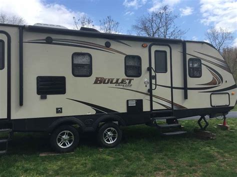 Ready to see how a travel trailer or motorhome rental can improve your next vacation? 2014 Used Keystone BULLET ULTRA LITE Travel Trailer in ...