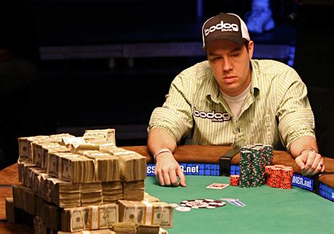 How to play poker professionally. The secret life of a professional poker player: I'm on the fringes of society | Anonymous ...
