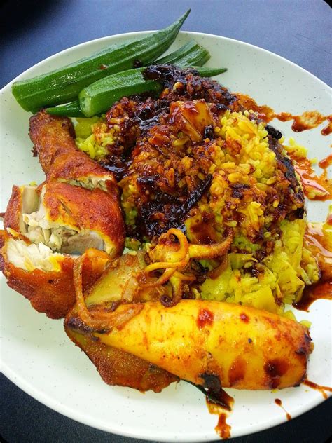 The word nasi kandar comes from the time when nasi (rice) hawkers would go from house to house carrying a kandar pole on their shoulders, with two huge containers on either side containing the. MY ALL: Nasi Lemak Royale 'Kedah' @ Ampang