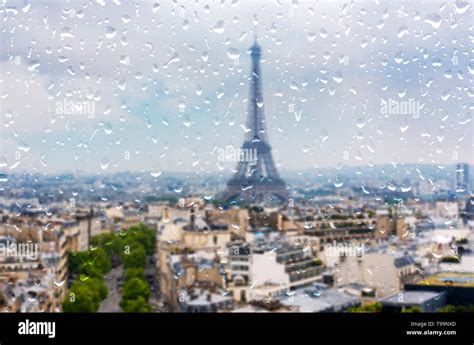 Paris Rain High Resolution Stock Photography And Images Alamy