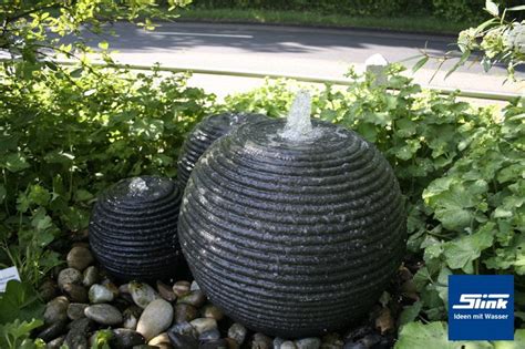 Maybe you would like to learn more about one of these? Springbrunnen Kugelbrunnen Formkugel 45 - Slink | Ideen ...