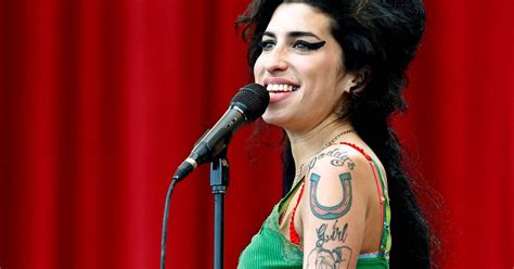 Amy Winehouse Morreu Há 10 Anos Bbc Estreia Documentário Com Imagens