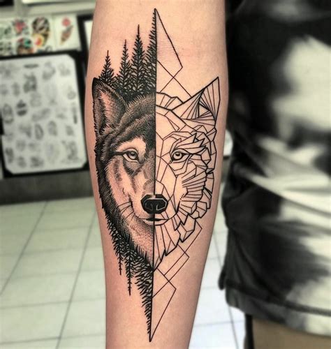 Pin By J Lia Matos On Tattoo Geometric Wolf Tattoo Wolf Tattoo