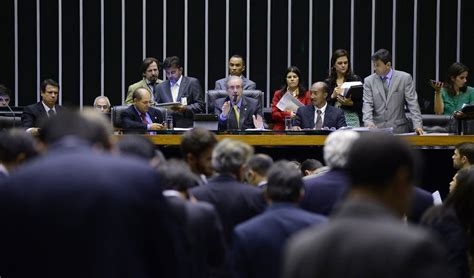 Congresso analisa vetos à fusão de partidos Brasil 247