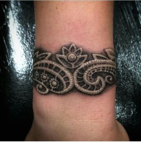 Celtic Wrist Band Tattoo Subtle Tattoos Trendy Tattoos Unique Tattoos