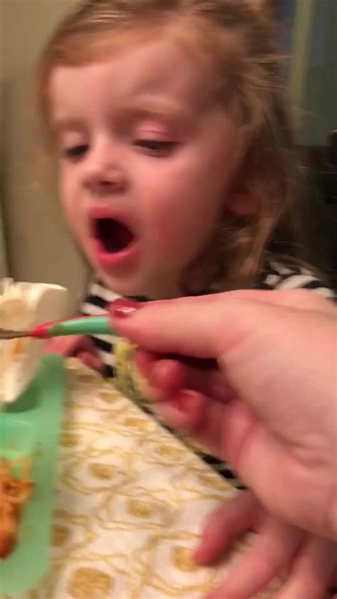 She Likes It She Really Does 👧🍝🤣 Credit Newsflare Stirred Up