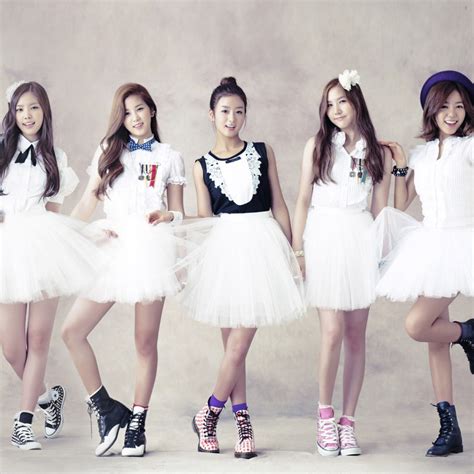 Beautiful mountains landscape pink tone ipad wallpaper. A Pink iPad Air Wallpapers Free Download