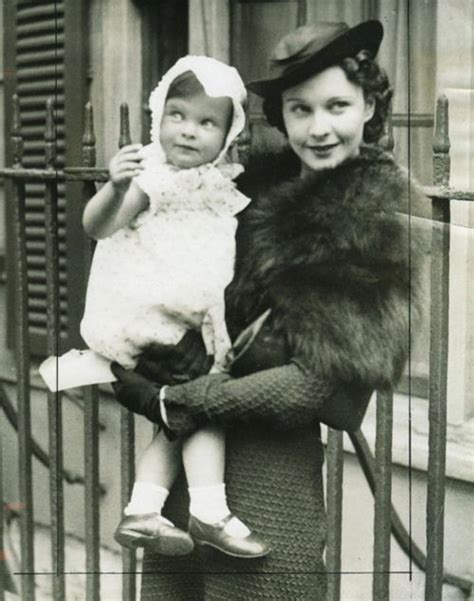 Vivien Leigh And Daughter Suzanne 1935 Vivien Leigh Classic