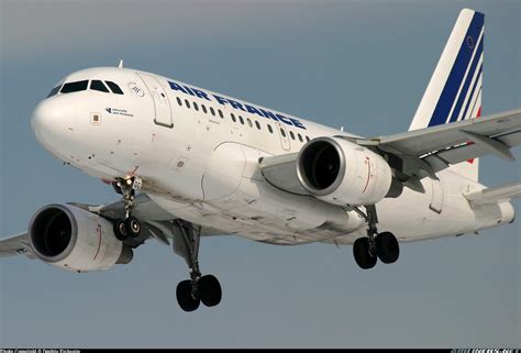 Airbus A318 111 Air France Aviation Photo 0803301