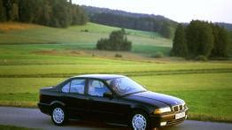Bmw x1 pokazuje, że całkiem sporo. Czy warto kupić - BMW E36 (od 1990 do 2000) • AutoCentrum.pl