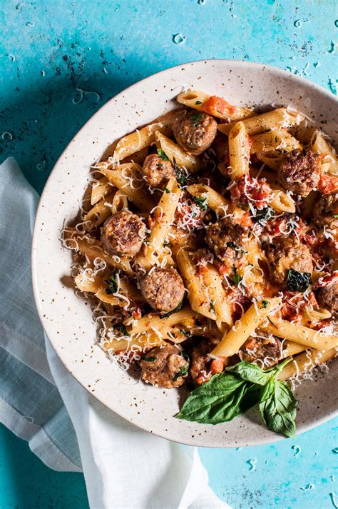 Spicy tomato cream pasta is a family favorite that comes together very quickly and easily on a weeknight. Spicy Italian Sausage Pasta in a Creamy Tomato Sauce ...