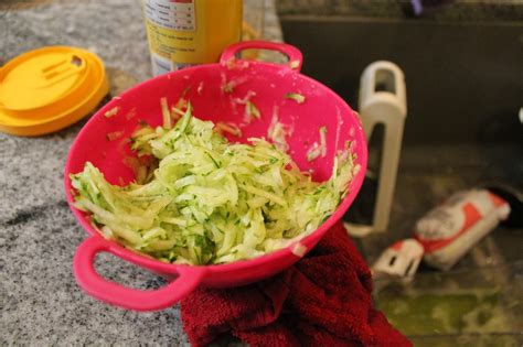 How many zucchini for 2 cups shredded zucchini. Dinner with the Grobmyers: Double Chocolate Zucchini Bread