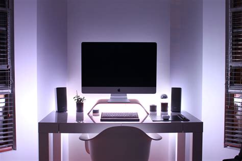 Black Desk Setup 4k Hd Wallpaper