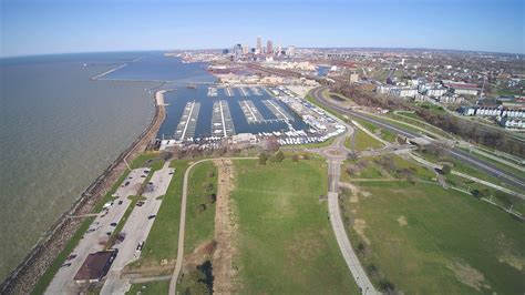 View Of Edgewater Park Lake Erie Cleveland Ohio Youtube