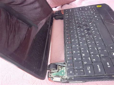 Check spelling or type a new query. A problem with my laptop housing (body) Acer Ferrari one 200 — Acer Community