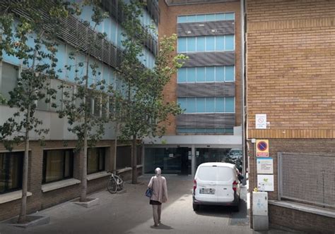 Simple Science: How to Make a Volcano with Kids