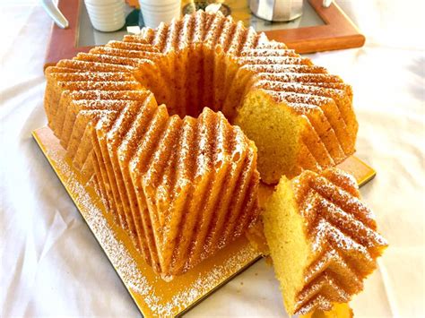 Maybe you would like to learn more about one of these? TORTA DI CAROTE CON FARINA DI MAIS E ARANCE CANDITE (senza ...