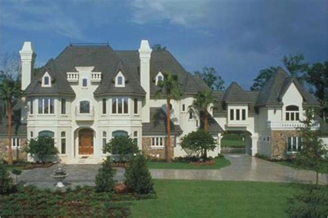 See more ideas about chateau style, house plans, house floor plans. Chateau House Plan - Luxurious French Style Home, 5 Bedrms