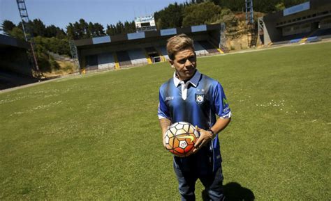 Yeferson soteldo (yeferson julio soteldo martínez, born 30 june 1997) is a venezuelan footballer who plays as a left midfield for chilean club universidad de chile. Soteldo: "Si no es por el fútbol habría terminado mal ...