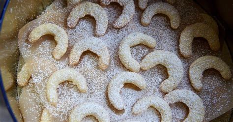 Die perfekte rezeptur ist wichtig für den biss. REZEPT: glutenfreie Vanillekipferl (mit Bildern ...