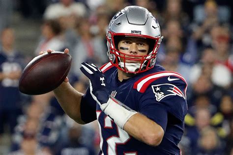 Patriots Quarterback Tom Brady Again Leads The Nfl In Merchandise Sales