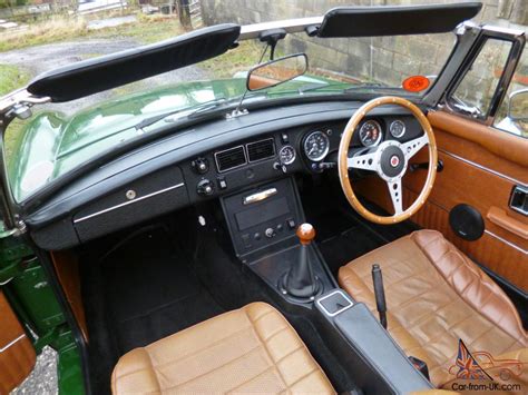 1976 R Mgb Roadster Finished In Brg Greentan Interior Fully