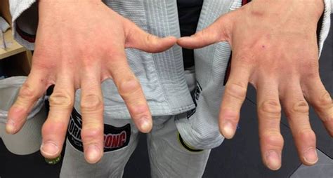 How To Tape Your Fingers For Jiu Jitsu Or Judo Bjj Heroes