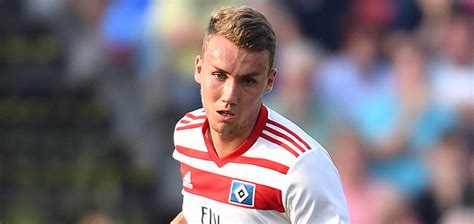 Latest on benfica forward luca waldschmidt including news, stats, videos, highlights and more on espn. Innenbandverletzung bei Luca Waldschmidt | HSV.de